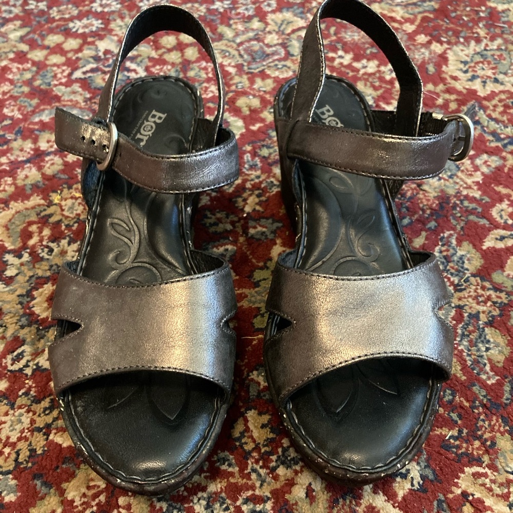 Women's Born Wedge Metallic Sandals